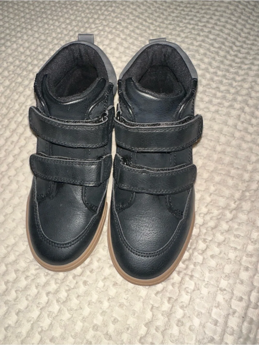 NWOT Kids Black High-Top Sneakers with Tan Sole size 11